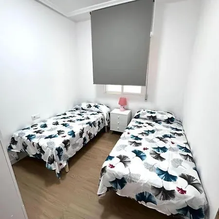 Ls18 By Zanis Apartment Torrevieja